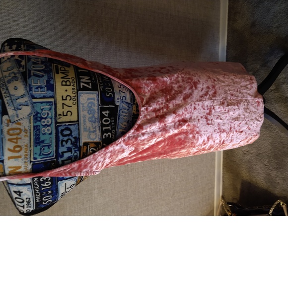 FOREVER 21 - PINK VELVET NIGHT SHIRT - SIZE LARGE - Picture 5 of 6